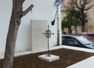 Βεβήλωσαν τον τάφο του Ιωσήφ Ρωγών στο Μεσολόγγι