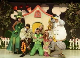 «Οι περιπέτειες του Μάικ» στο Κηποθέατρο