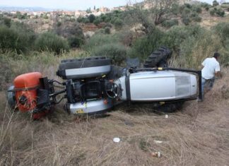 55χρονος στο Καινούργιο καταπλακώθηκε από τρακτέρ