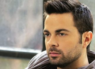 Πρόστιμο από το ΣΔΟΕ σε club του Αγρινίου που τραγουδούσε ο Ηλίας Βρεττός