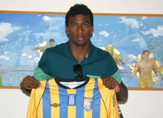 Αφού δεν τον είδαμε στο τερέν, ας τον δούμε στη μπουτίκ