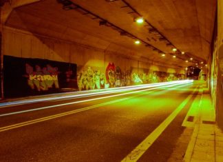 Αγρίνιο : άνθρωποι και γειτονιές