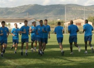 Πολλές απουσίες για Χάβο