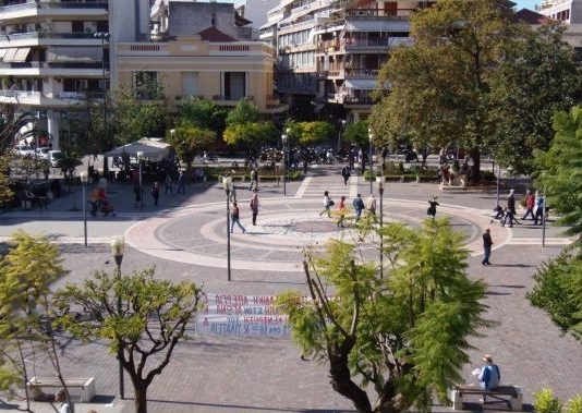 Παίζοντας με τις συγκρίσεις