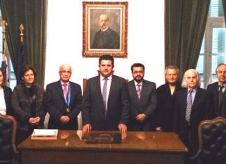 Επίτιμος δημότης Μεσολογγίου ο Βασίλης Λαμπρινουδάκης