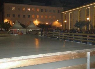 “Έχω και εισιτήριο για παγοδρόμιο, πάμε μια βόλτα;”