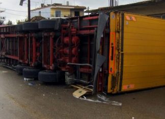 Σύγκρουση φορτηγών στη Συκούλα έκλεισε το ένα ρεύμα κυκλοφορίας της Αντιρρίου – Ιωαννίνων