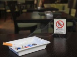 Μειώνουν σταθερά το τσιγάρο οι Έλληνες