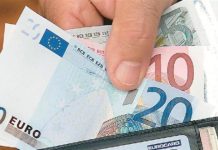 Καλή η μισθολογική άνοδος, αλλά είμαστε ακόμα στους ουραγούς