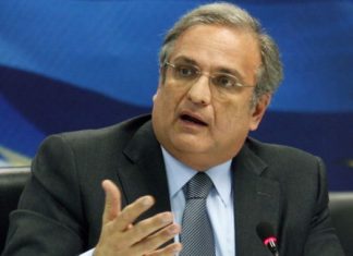 O “Νέρωνας” Παπαθανασίου αναλαμβάνει τα ΕΛΠΕ με πρόταση Στουρνάρα κι ανοχή ΠΑΣΟΚ