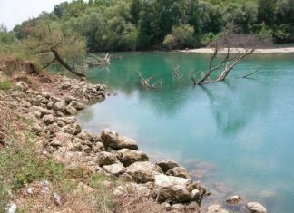 Απειλεί την παραχελωΐτιδα με τη διάβρωση ο Αχελώος