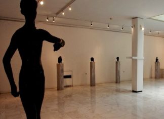 Ομιλία του Βασίλη Παπασάϊκα στη Γλυπτοθήκη Καπράλου με θέμα “Γυναίκα… το άσβεστο φως”