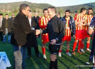 Ο Κάμπαξης βραβεύεται και απαντά με μηνύσεις