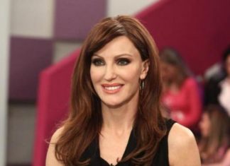 Μαύρα κοράκια με νύχια κομψά