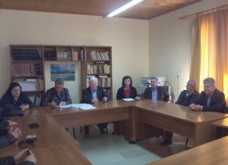 Υπογράφτηκε η σύμβαση για το αποχετευτικό των παραλίμνιων περιοχών της Τριχωνίδας