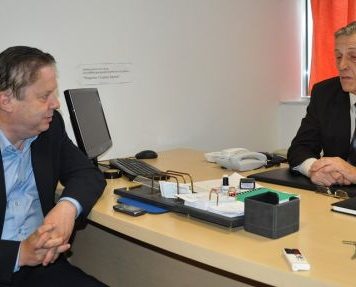 Επίσκεψη στο Νοσοκομείο Αγρινίου ο Βασίλης Αντωνόπουλος