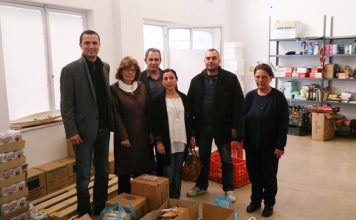 Προσφορά του Εμπορικού Συλλόγου Μεσολογγίου στο Κοινωνικό Παντοπωλείο