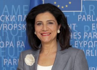 Η Ρόδη Κράτσα στο Αγρίνιο