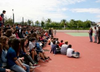 Συνάντηση για τη βία και το ρατσισμό με τους μαθητές του Γυμνασίου Αγίου Κωνσταντίνου