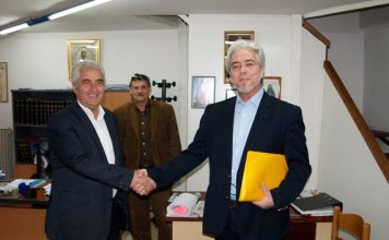 Επίσκεψη Δημήτρη Τραπεζιώτη στο Σύλλογο Πολυτέκνων Αγρινίου