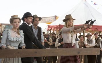 “A Million Ways to Die in the West” στον Ελληνίς