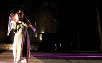 «Η γυναίκα της Ζάκυθος» σε Οινιάδες και Μακύνεια