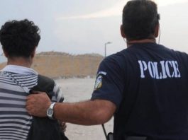 Σύλληψη Αλβανού διακινητή στη Συκούλα