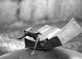 Οι ζωές των άλλων είναι ο πλούτος μας