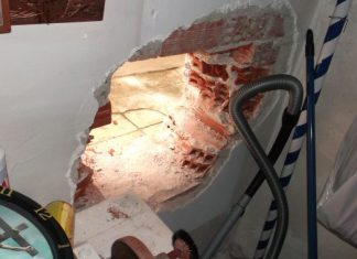 Εξιχνιάστηκε κλοπή σε κοσμηματοπωλείο στο Μεσολόγγι με τη μέθοδο του «ριφιφί»