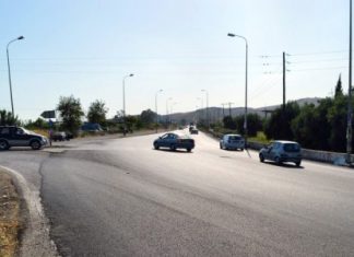 Επικίνδυνος χωρίς διαγράμμιση ο κόμβος της εθνικής οδού με το Γαλατά