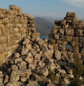 Ο «Κουλόπυργος» ή Πύργος του Ακροποτάμου