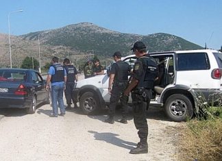 Ληστεία σε ταχυδρόμο στο Στράτο και καταδίωξη – Συνελήφθησαν οι ληστές