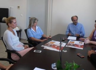 «Σφίγγουμε τα χέρια» στην Περιφέρεια Δυτικής Ελλάδας για να μείνουν όρθιες η ΑΛΚΥΟΝΗ και η ΙΡΙΣ