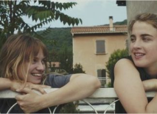 Suzanne στον Ελληνίς