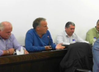 Δημοτικό Συμβούλιο Ναυπακτίας : Ο Κοτσανάς ρωτάει τη Ζιαμπάρα