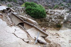 καταστροφές στον Βάρνακα 2