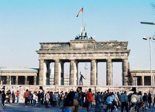 Bερολίνο : Όταν έπεφτε το Τείχος