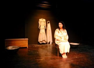 «Ο γάμος» της Βάσας Σολωμού Ξανθάκη με την Άννα Βαγενά στο ΔΗΠΕΘΕ Αγρινίου