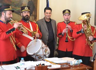 Τα κάλαντα στους αυτοδιοικητικούς άρχοντες