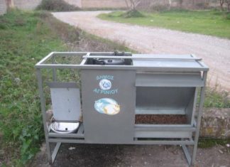 Η πρώτη ταΐστρα – ποτίστρα για τα αδέσποτα στον Δήμο Αγρινίου