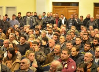 Τεράστια συμμετοχή στην ημερίδα για τη νέα ΚΑΠ στον Αστακό