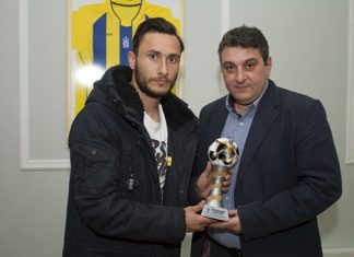 Συνεχίζει ο Κουτρομάνος