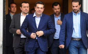 Κάτω από τη βάση η κυβέρνηση ΣΥΡΙΖΑ – ΑΝΕΛ