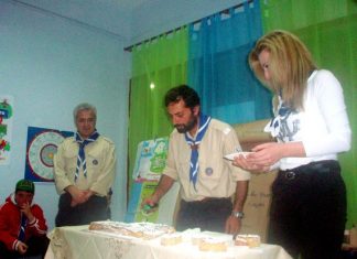 Tην πίτα τους έκοψαν τοι Πρόσκοποι του Αγρινίου