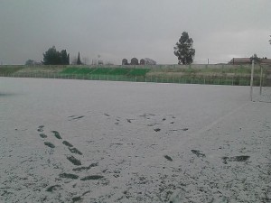 χαλαζόπτωση γήπεδο Νεοχωρίου (1)