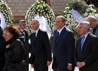 Πάλι στο Μητσοτακέϊκο Μάριε;