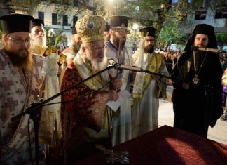 Μητροπολίτης Κοσμάς: «Η Μεγάλη Παρασκευή είναι ημέρα της νίκης του φωτός κατά του σκότους»