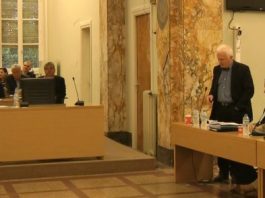 Δημοτικό Συμβούλιο Αγρινίου : Παρωδία για τις εντυπώσεις