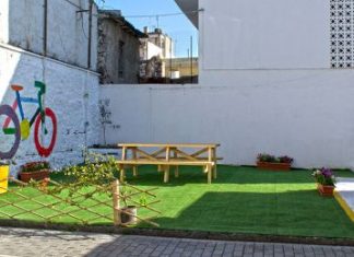 Οι Saltsinistas ομόρφυναν την Χαριλάου Τρικούπη