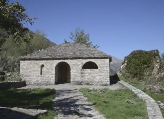 Ενας τόπος με βαριά εθνική κληρονομιά, ιερός και αθάνατος…